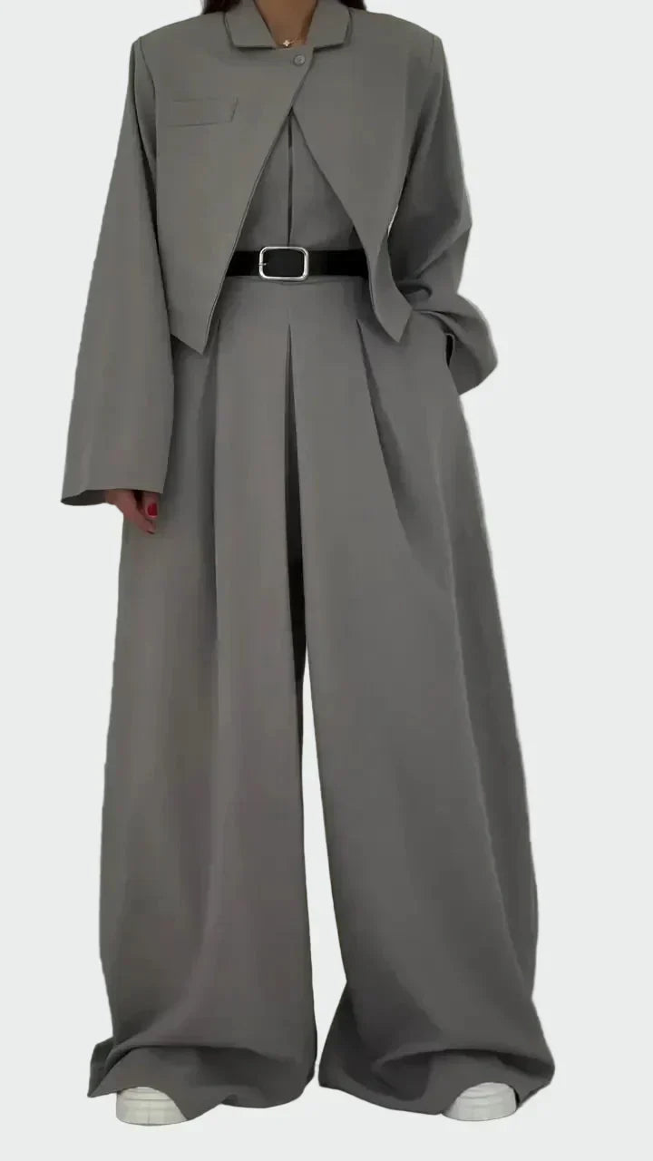 Kombinezonas ir Švarkas Elegantiškas & Modernus