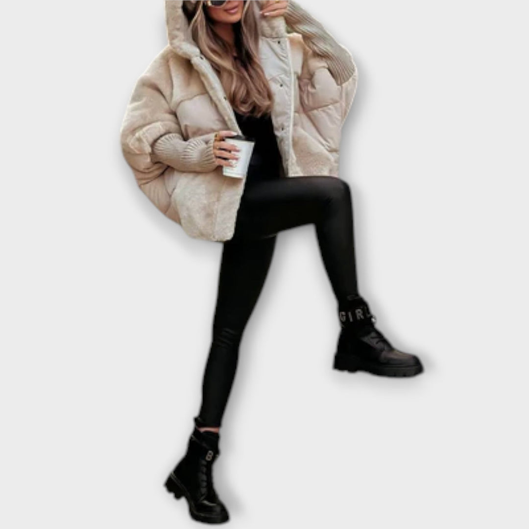 Ava - Stilingas Pūkinis Švarkas