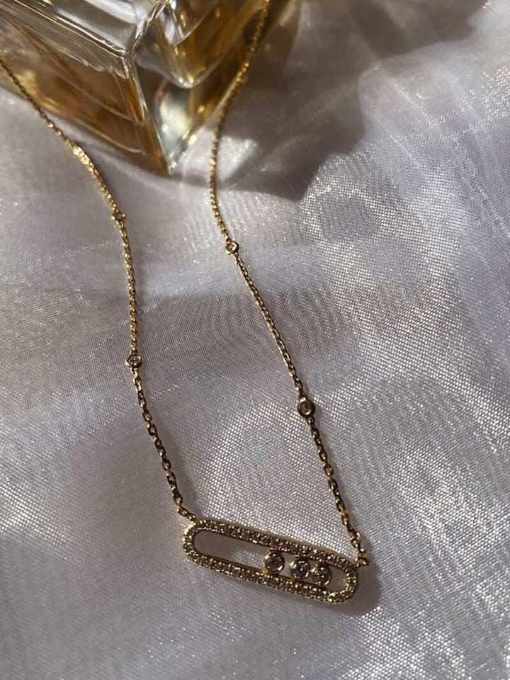 Norėdami įklijuoti Melissa